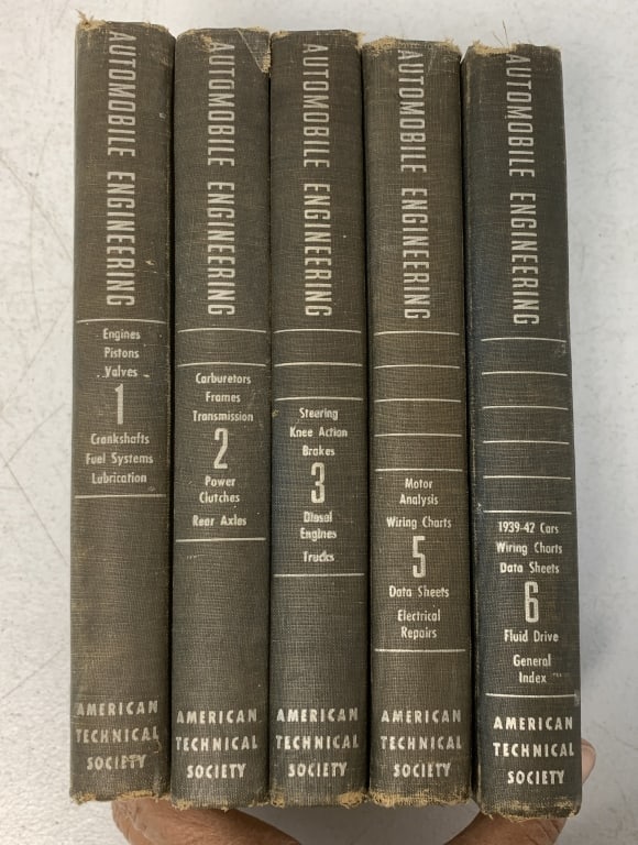 5 Volumes Automobile Engineering Books (1 of 3)
