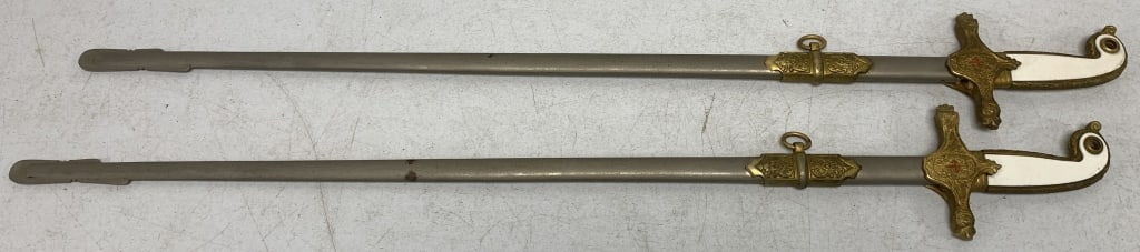 lot of 2 Fabrica de Toledo Swords & Scabbards (1 of 5)