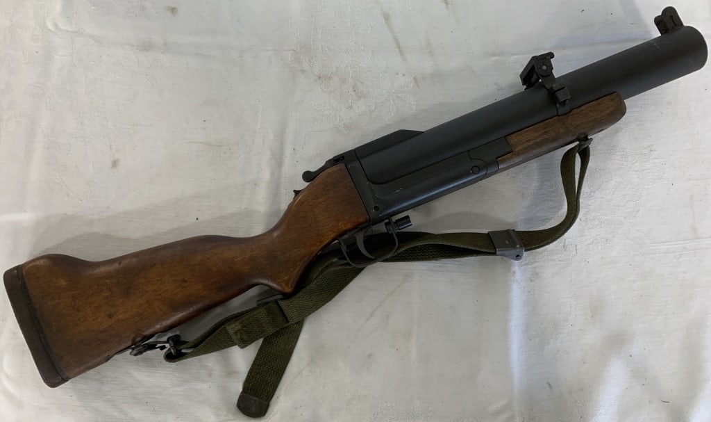 M79 Grenade Launcher non-firing replica (1 of 4)