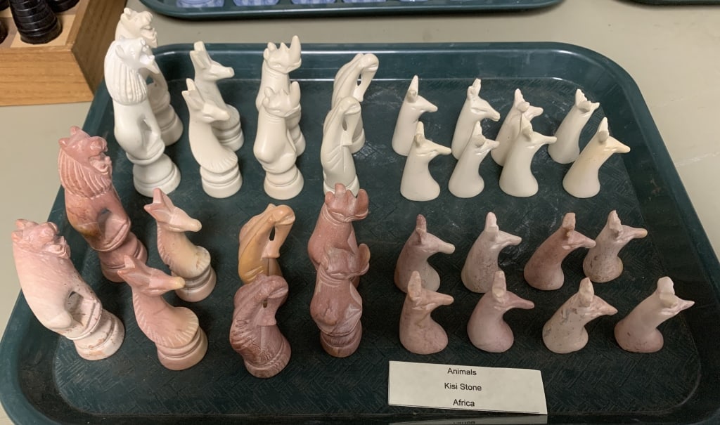 Kisi stone chess set (1 of 3)