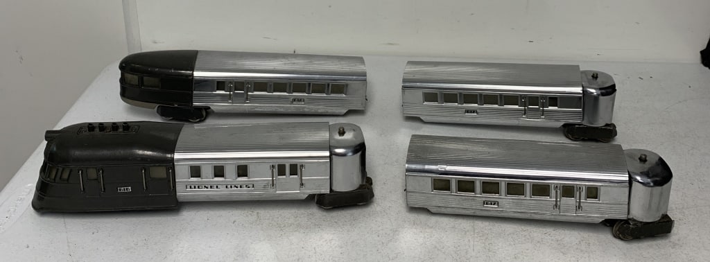 Lionel Flying Yankee train (1 of 10)