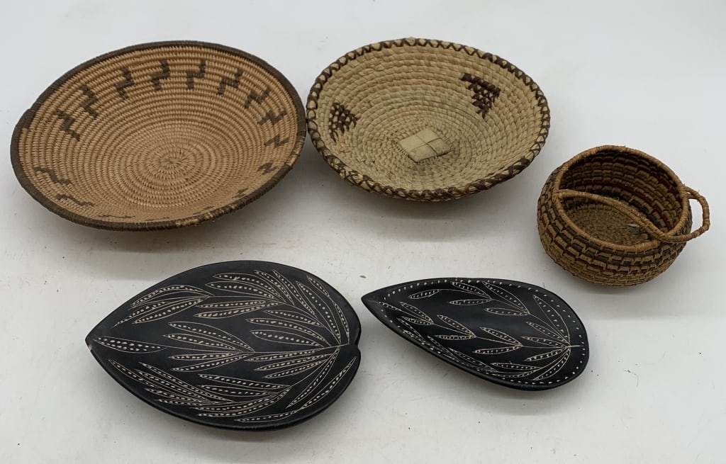Indian pottery and baskets: all show some wear,chip on larger pottery piece