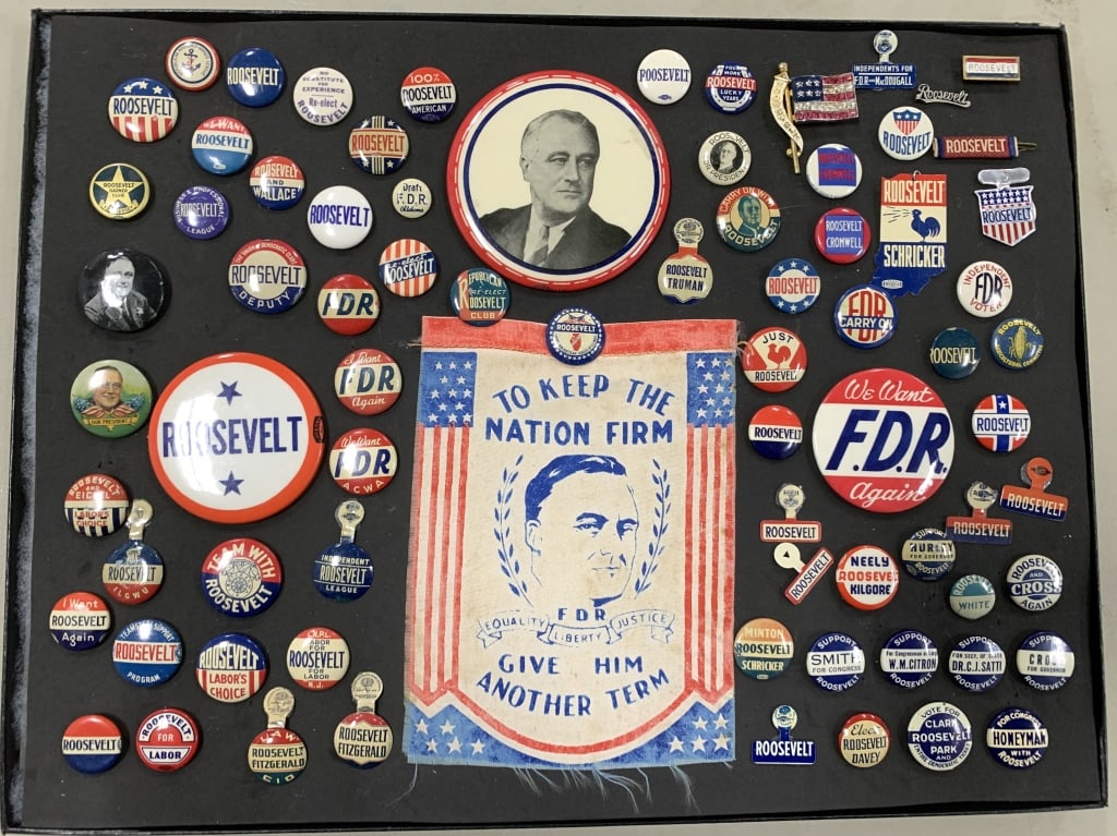 FRANKLIN ROOSEVELT COL; OF 78 BUTTONS,BADGES,BAN (1 of 3)