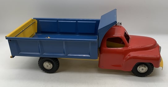 Marx pressed steel dump truck