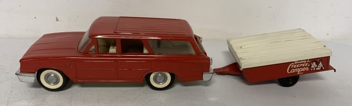 Buddy L Station Wagon w/ TeePee Trailer
