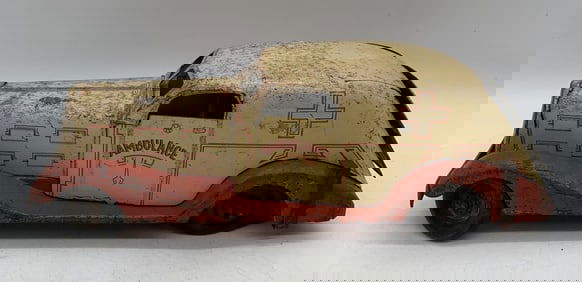 Marx pressed steel wind-up Ambulance