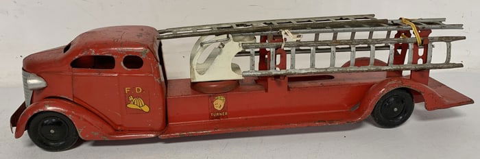 Turner pressed steel ladder truck