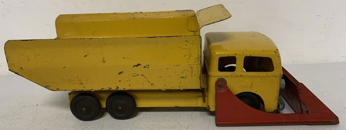 Roberts loader bucket