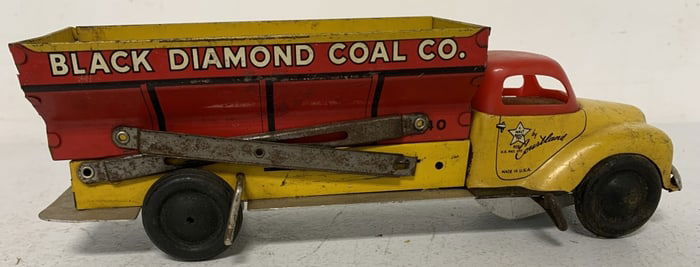 Walt Reach by Courtland Black Diamond Coal