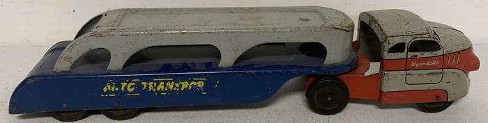 Wyandotte pressed steel Auto Transport