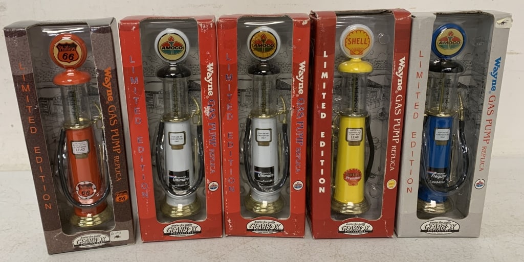 5 Gearbox Wayne Gas Pump replicas in boxes (1 of 6)