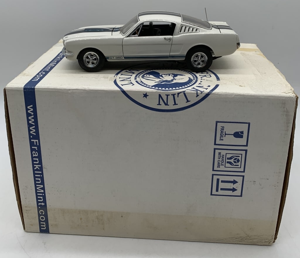 Franklin Mint 1965 Shelby GT-350 Mustang: has shipper, package material COA and other papers