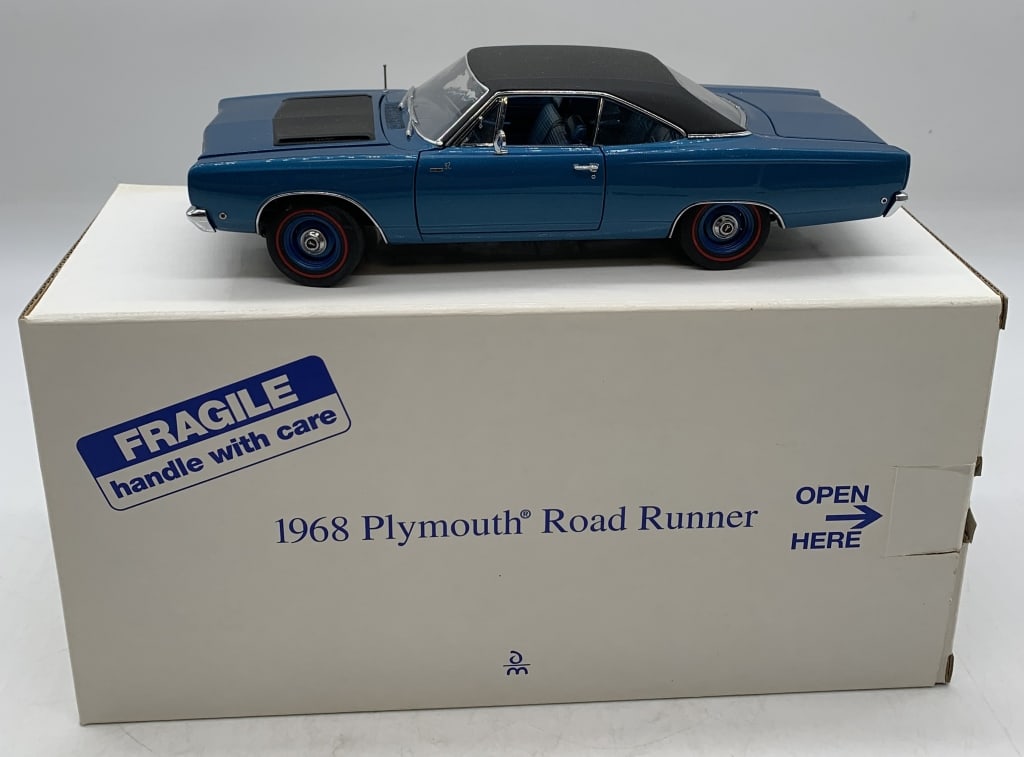 Danbury Mint 1968 Plymouth Road Runner (1 of 6)