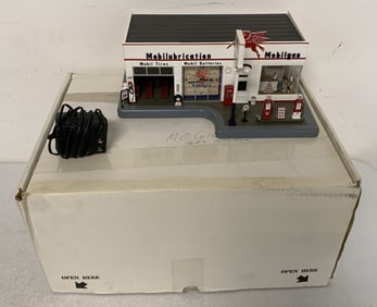 Danbury Mint Mobilgas Service Station Clock