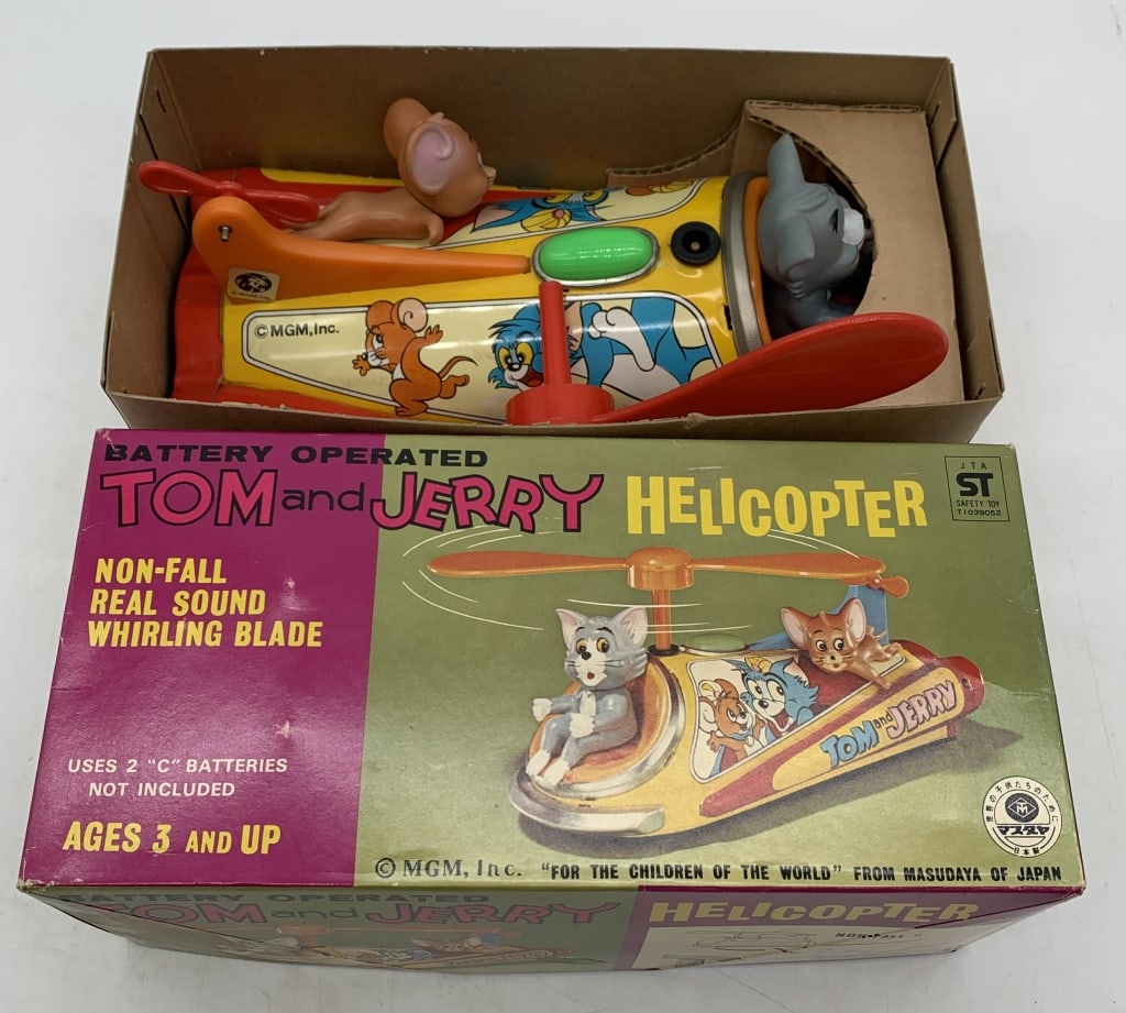 Modern Toys battery op. Tom & Jerry Helicopter (1 of 7)