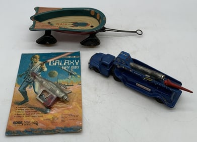 Flash Strat-O-Wagon, raygun, rocket truck