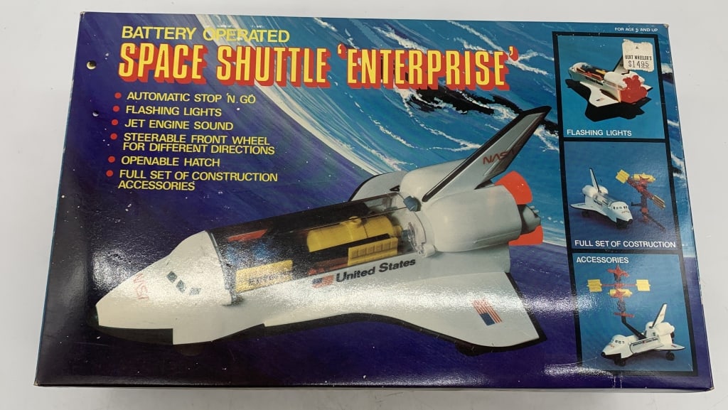 battery op. Space Shuttle Enterprise in box (1 of 10)