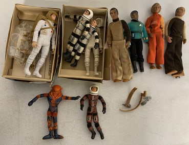 lot of space themed astronauts & action figures