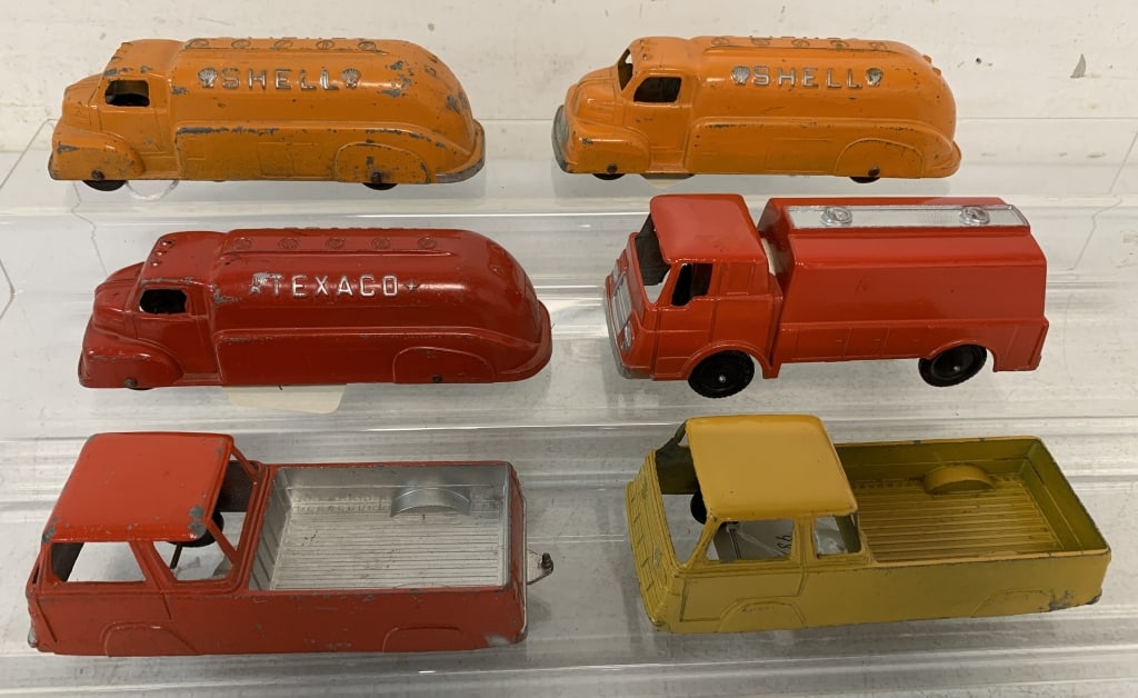 6 Tootsietoy Various Trucks-Pick Up, Tankers: Shell, Texaco, all with some light chipped paint, metal toys