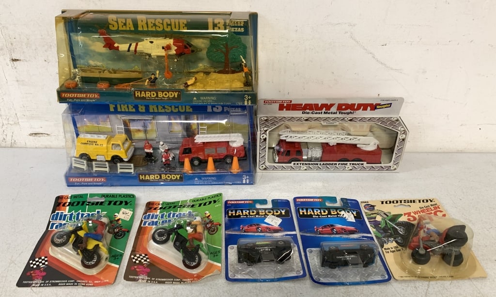 8 Tootsietoy Hard Body, Dirt track Racer/others (1 of 4)