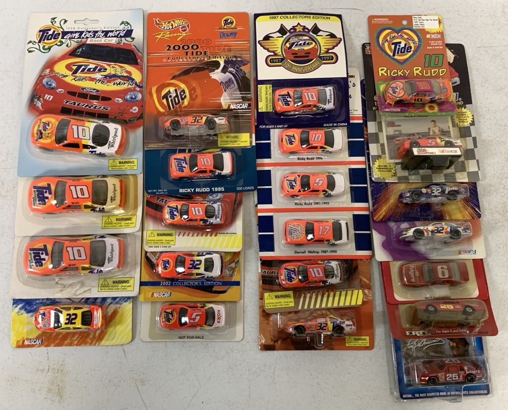 20+ NASCAR Ertl, Hot Wheels, Racing Champions: Tide, Folgers, some with light bending of cardboard
