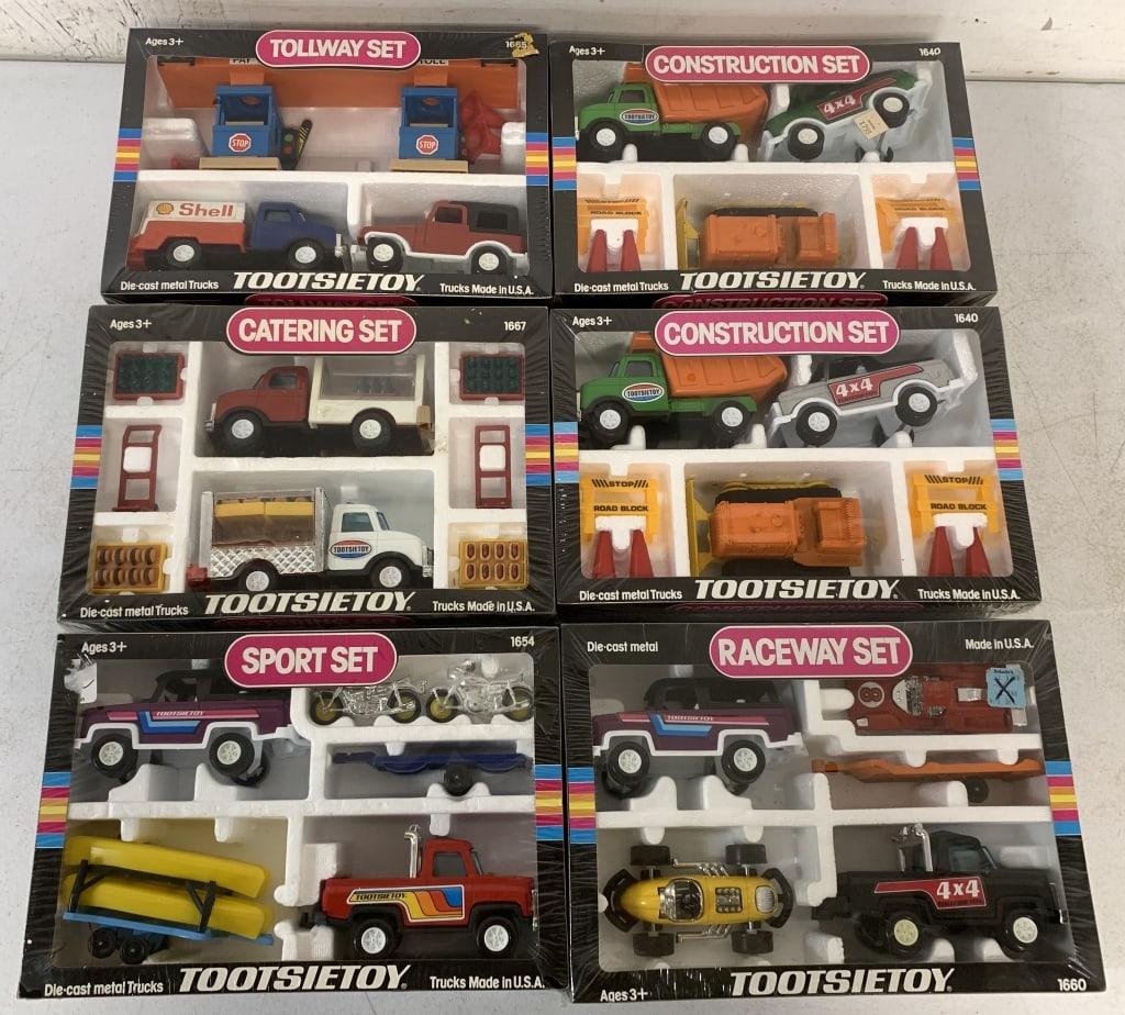 lot of 6 Tootsietoy Sets-Tollway, Sport, others (1 of 4)