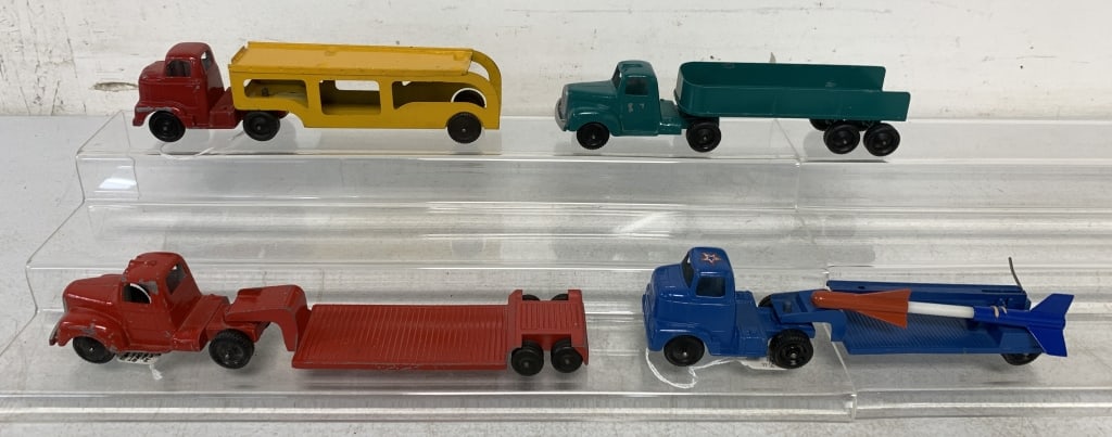 4 Tootsietoy Truck & Trailers (1 of 5)