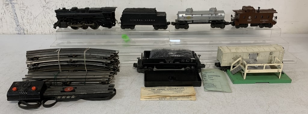 Lionel Electric Train Set No. 2147WS w/ Box (1 of 6)