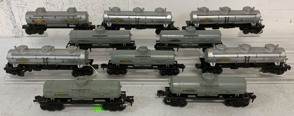 10 Lionel Tank Cars-1005, 6415, 2465: light wear on toys, boxes have wear and damage, O gauge