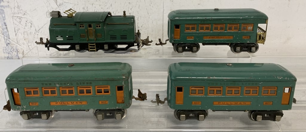 4 Lionel pcs- Engine, Pullman, Observation cars (1 of 4)