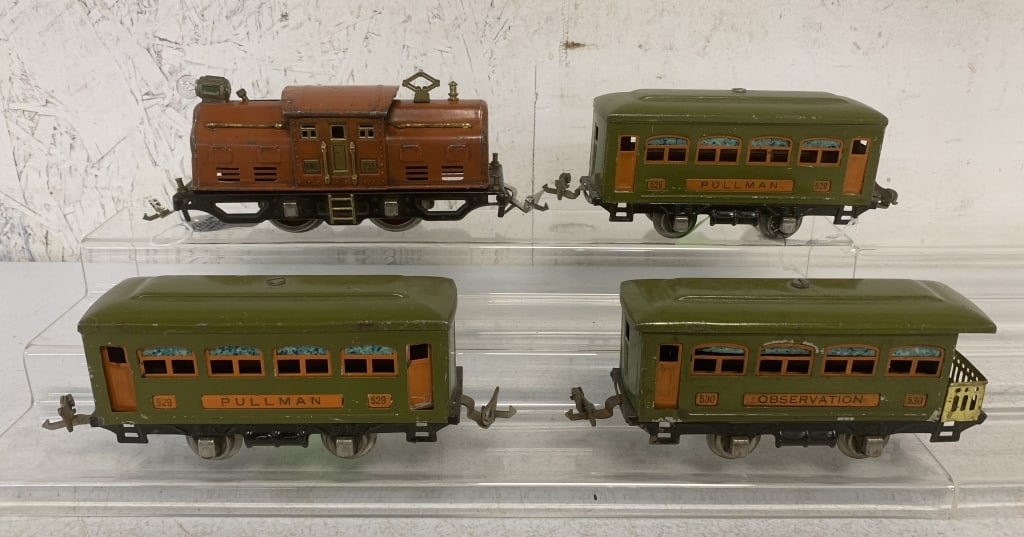4 Lionel Tin Train Pcs-Engine & others (1 of 4)