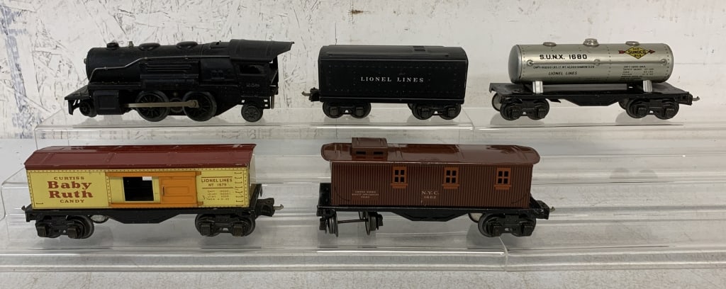 Lionel Freight Train Outfit # 7004 & Original Box (1 of 6)