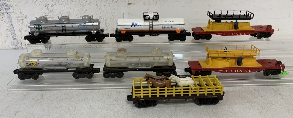 7 Lionel Tank Cars, Maintenance, Cattle Cars: some wear, O gauge