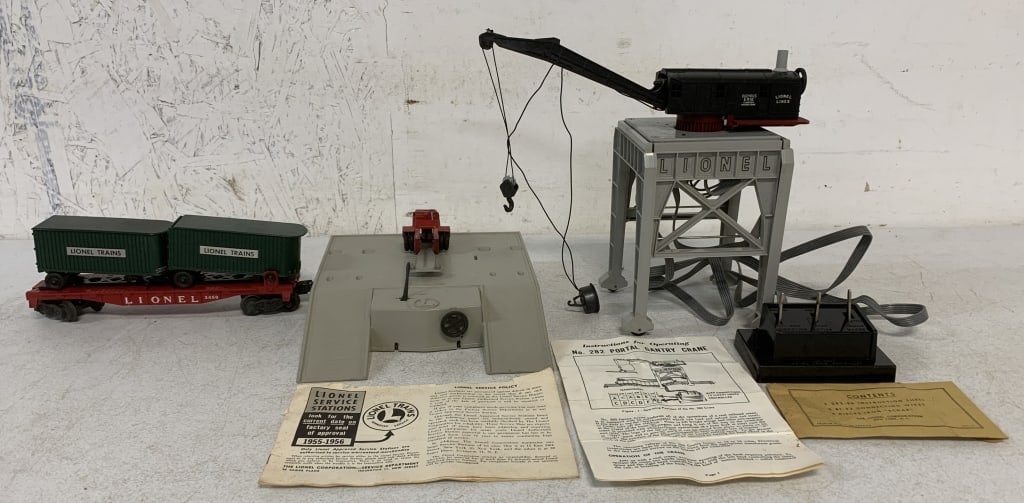 2 Lionel pcs-Transportation Set/Crane/ Boxes: 282, 460, untested, may or may not be complete, toys has wear and age, box has age, wear, damage, O gauge