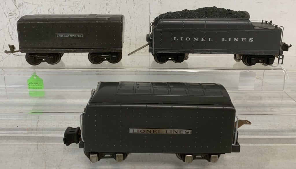 3 Lionel Tenders (1 of 5)