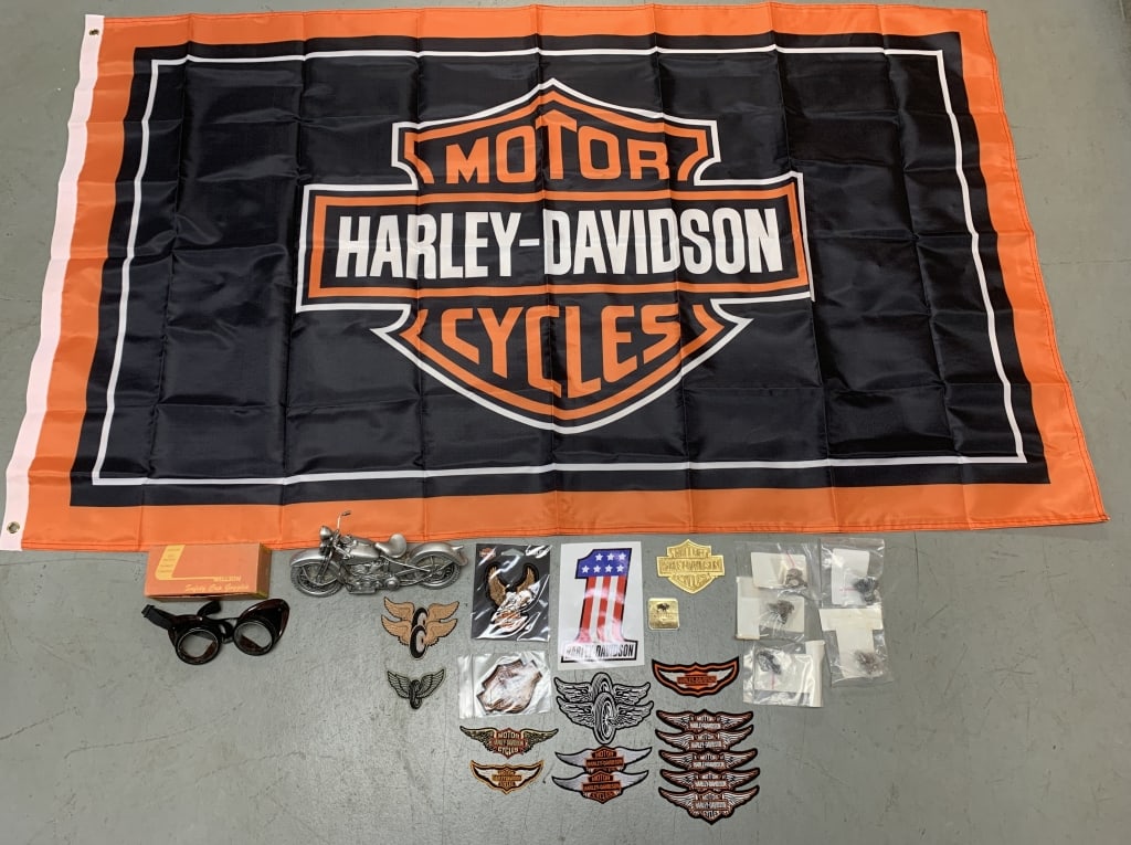 25+ Harley Davidson Items-Patches/Flag/Pins (1 of 5)