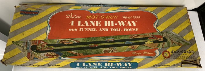 Mot-O-Run Deluxe 4 Lane Highway in box
