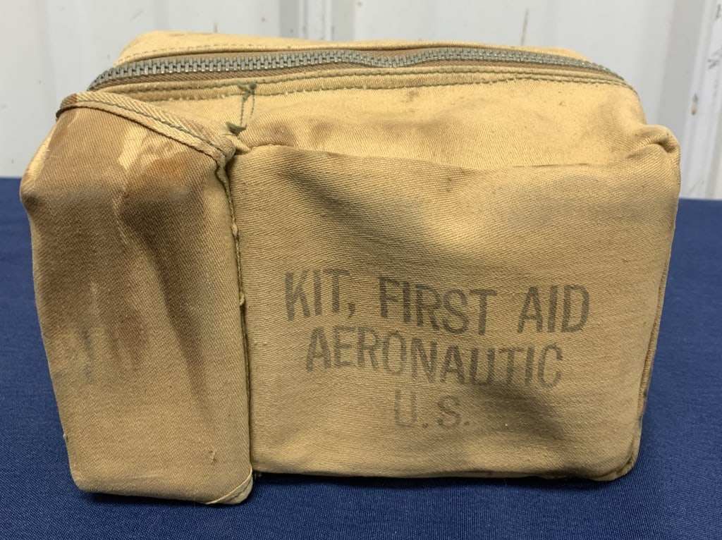 U.S. Aeronautic First Aid kit (1 of 6)