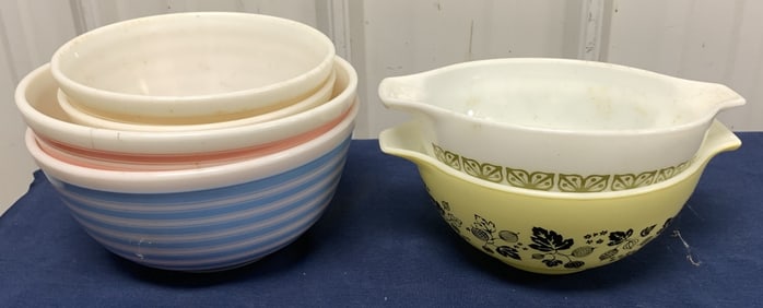 6 Pyrex mixing bowls various prints