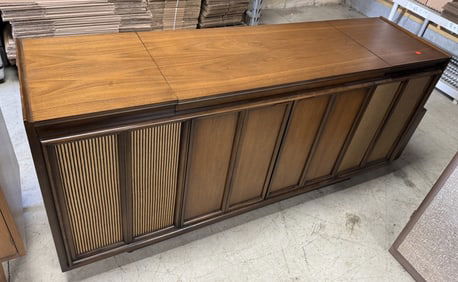 large console Stereo with wireless speaker