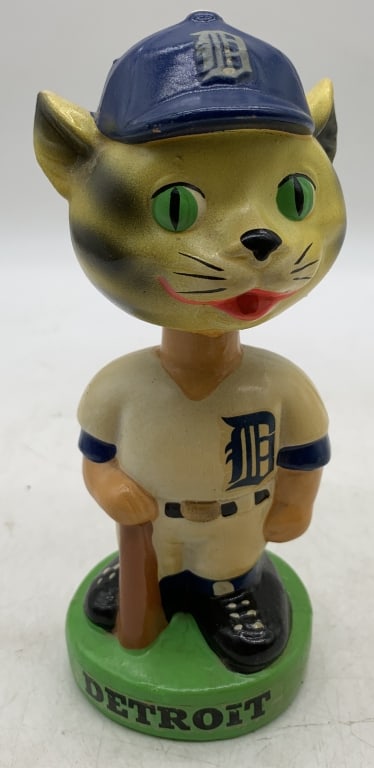 Detroit Tigers mascot bobble head (1 of 5)