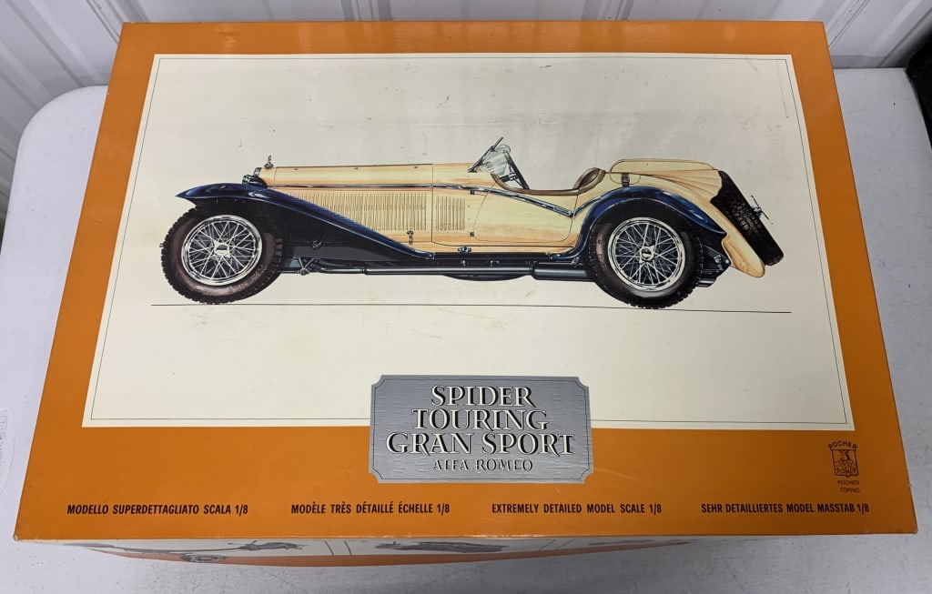 Pocher Spider Touring Gran Sport Alfa Romeo: model kit; unknown if complete