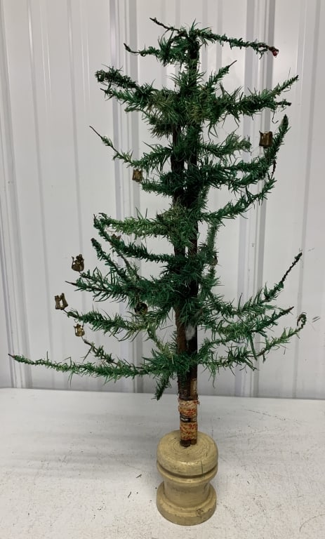 feather tree with some candle holders (1 of 5)