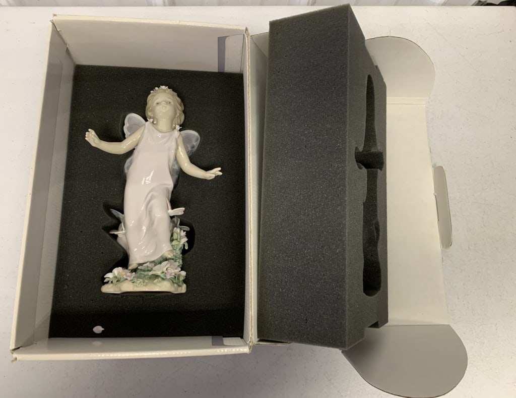 Lladro Butterfly Wings figurine w/ box: box has wear, at least two flower petals are broken off as they are in box