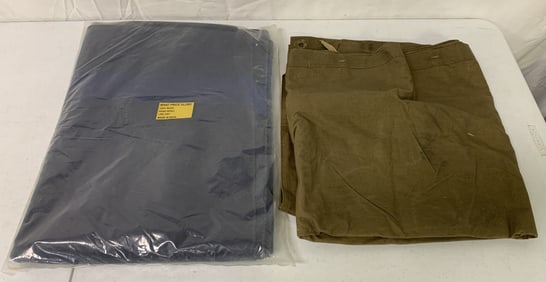 2 Blankets,1 canvas?,1-Wool,NI plastic