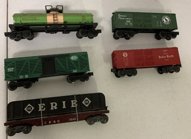 5 Lionel train cars