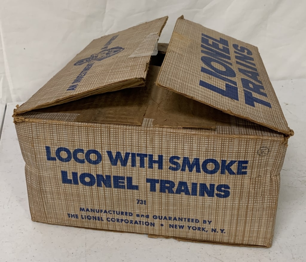 Lionel Trains #731 in box: untested; boxes have wear and damage; pieces show wear; comes only with contents shown