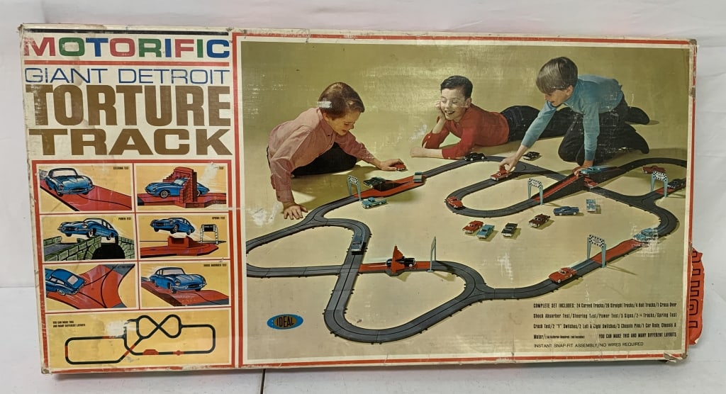 Ideal Motorific Giant Detroit Torture Track/box: not complete,box very fragile,taped many times