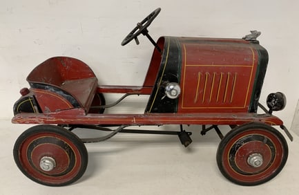 Juvenile Auto Oakland pedal car