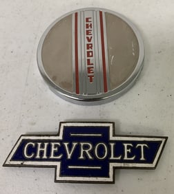 Chevrolet Horn button & enameled grill emblem